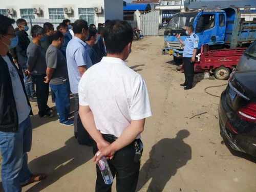 七進(jìn)宣傳丨正陽(yáng)交警開展駕駛?cè)爽F(xiàn)場(chǎng)宣講，強(qiáng)化機(jī)動(dòng)車駕駛員培訓(xùn)